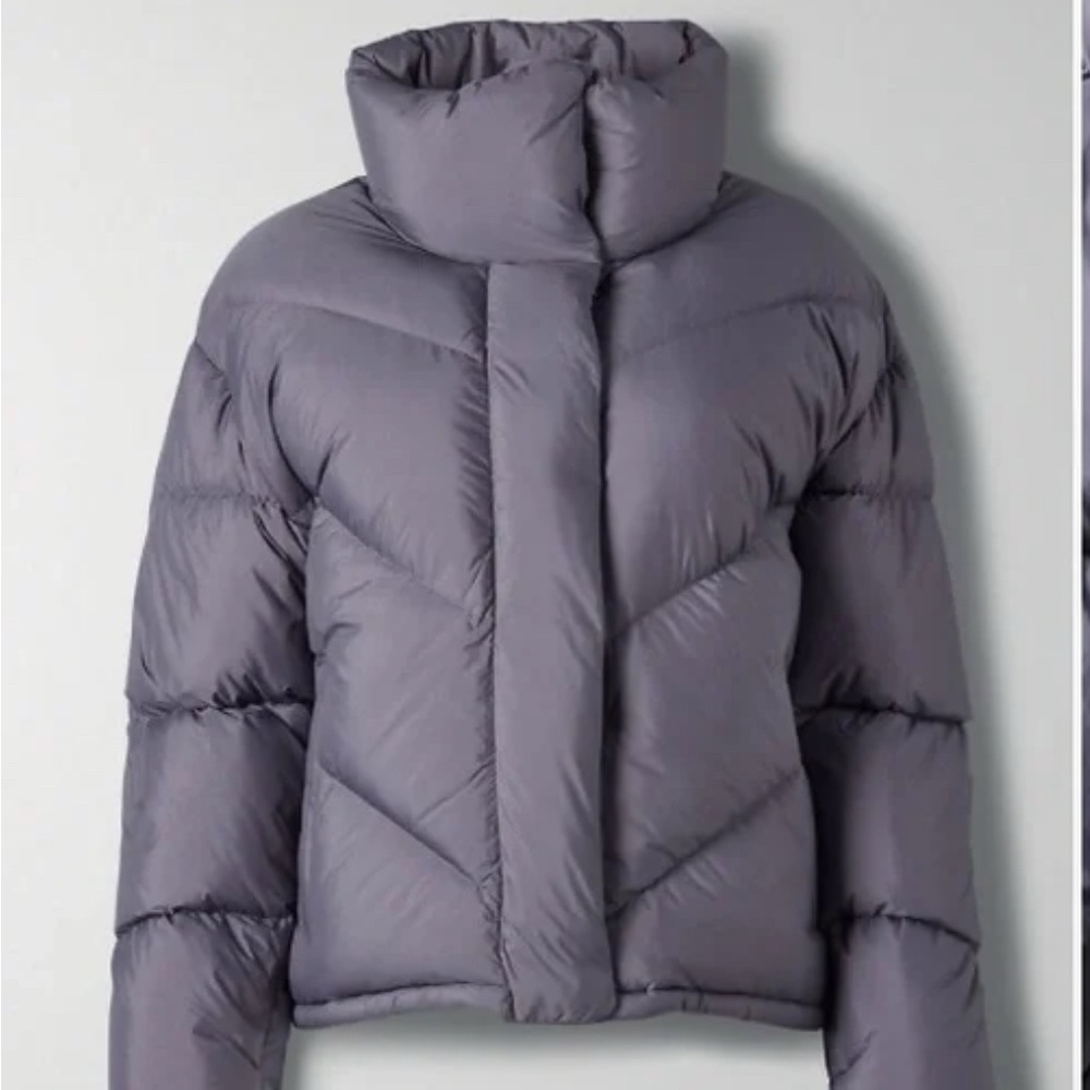 Wilfred The Cloud Puff Jacket in purple/gray